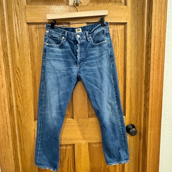 Citizens of Humanity (CoH) Charlotte Crop High-Rise Straight Jeans. Button Fly - Picture 2 of 12
